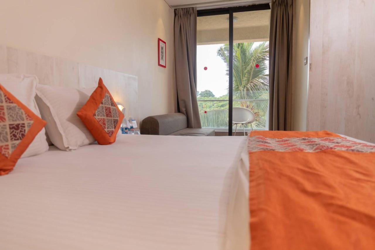Hotel Citrus Prime Candolm, Goa Candolim Exterior foto